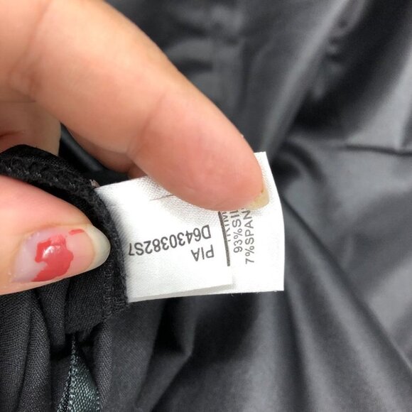 Diane Von Furstenberg Black Off The Shoulder Pia Midi  Dress w/ Bow tie size 6 - Picture 12 of 16